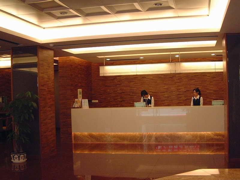 The Premier Hotel Tajnan Kültér fotó