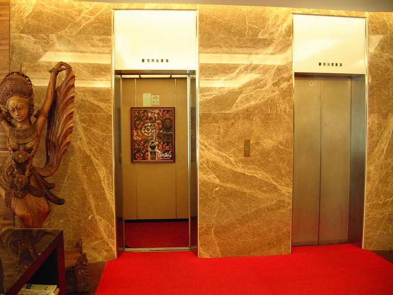 The Premier Hotel Tajnan Kültér fotó